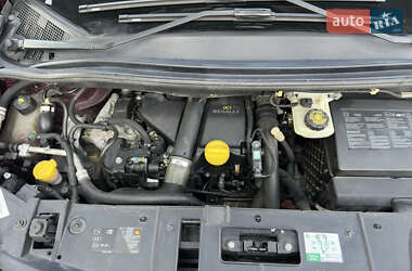 Минивэн Renault Grand Scenic 2012 в 