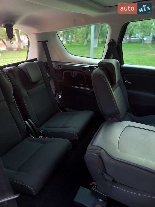 Минивэн Renault Grand Scenic 2015 в Здолбунове