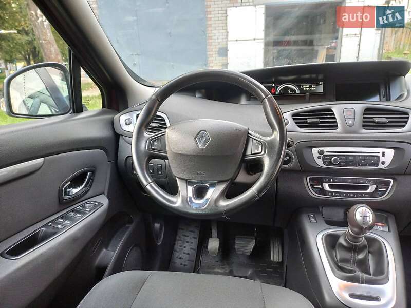 Минивэн Renault Grand Scenic 2015 в Здолбунове