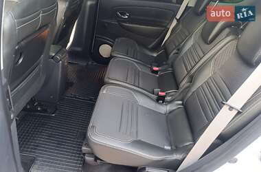 Минивэн Renault Grand Scenic 2016 в 