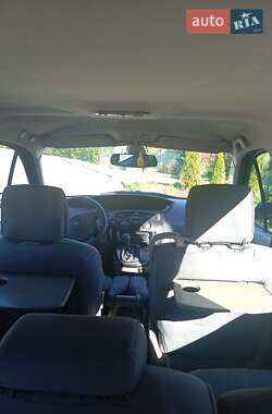 Минивэн Renault Grand Scenic 2005 в 