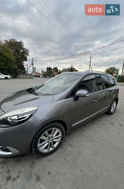 Минивэн Renault Grand Scenic 2013 в 