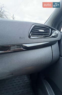 Минивэн Renault Grand Scenic 2013 в 