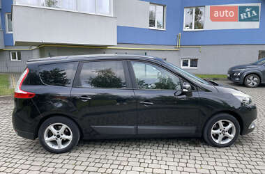 Минивэн Renault Grand Scenic 2012 в 