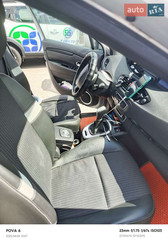 Мінівен Renault Grand Scenic 2011 в Чернігові фото 20 Мінівен Renault Grand Scenic 2011 в Чернігові