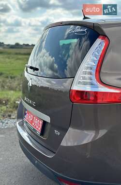 Минивэн Renault Grand Scenic 2010 в 