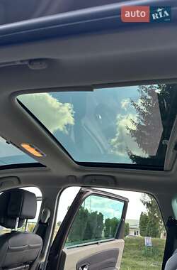 Минивэн Renault Grand Scenic 2010 в 