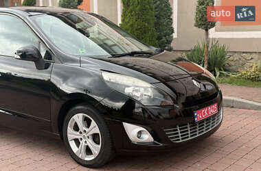 Минивэн Renault Grand Scenic 2011 в 