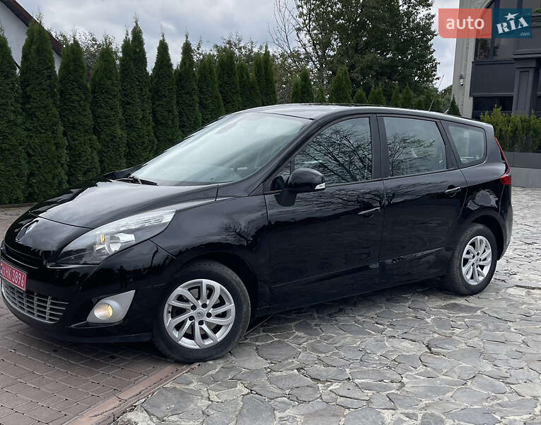 Минивэн Renault Grand Scenic 2011 в Черновцах