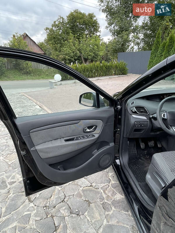 Минивэн Renault Grand Scenic 2011 в Черновцах
