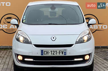 Минивэн Renault Grand Scenic 2013 в 