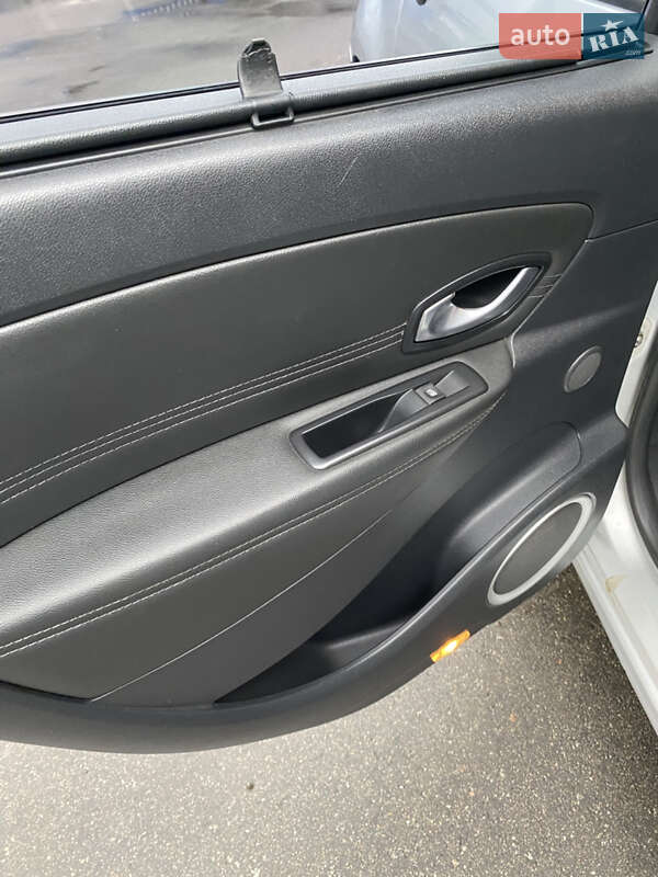 Минивэн Renault Grand Scenic 2009 в Сумах