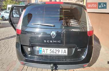 Минивэн Renault Grand Scenic 2012 в 