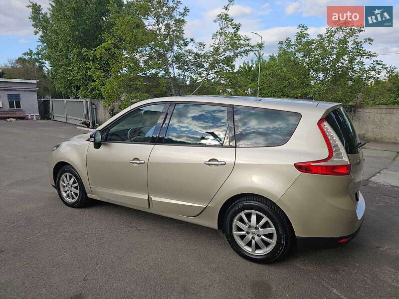 Минивэн Renault Grand Scenic 2011 в Киеве фото 3 Минивэн Renault Grand Scenic 2011 в Киеве
