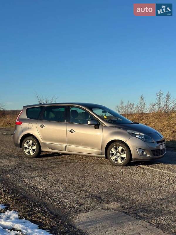 Мінівен Renault Grand Scenic 2011 в Львові