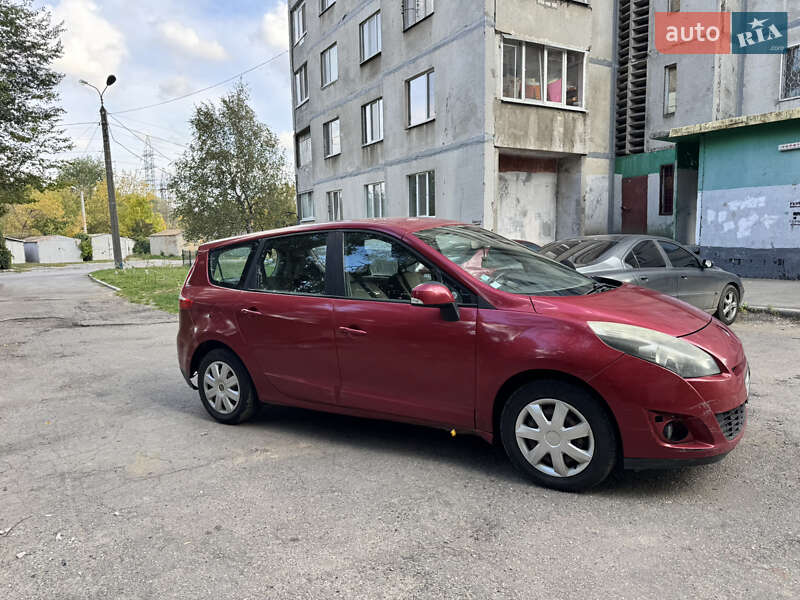 Минивэн Renault Grand Scenic 2009 в Харькове