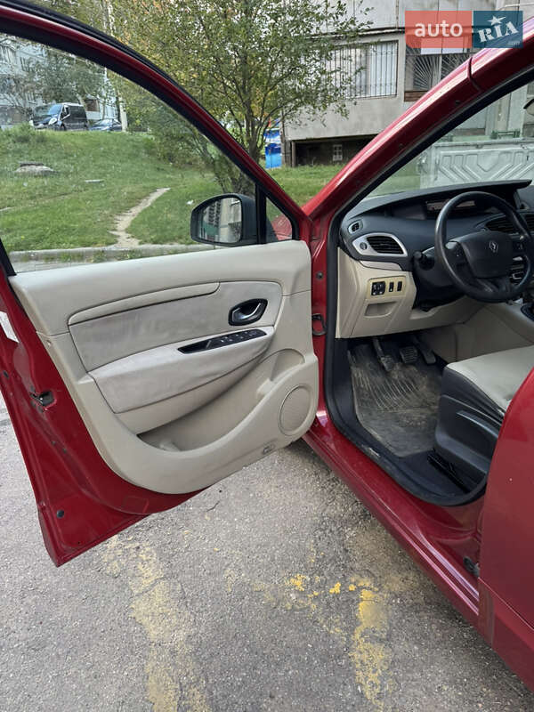 Минивэн Renault Grand Scenic 2009 в Харькове