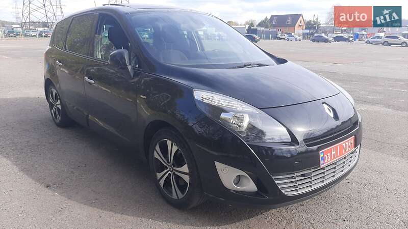 Renault Grand Scenic 2011
