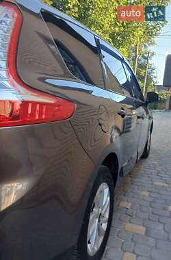 Минивэн Renault Grand Scenic 2014 в 
