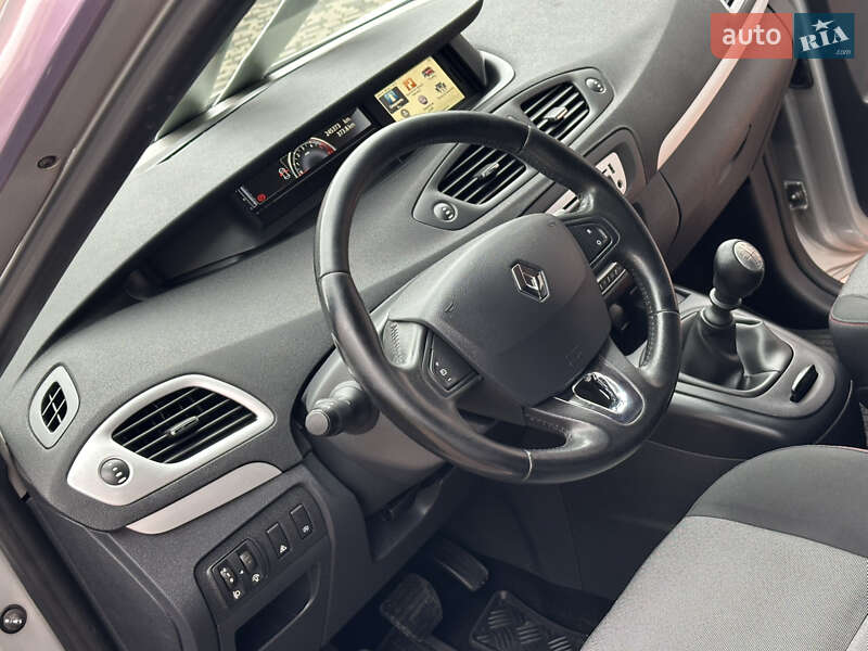 Минивэн Renault Grand Scenic 2014 в Ивано-Франковске