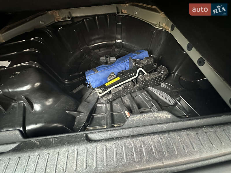 Минивэн Renault Grand Scenic 2014 в Ивано-Франковске