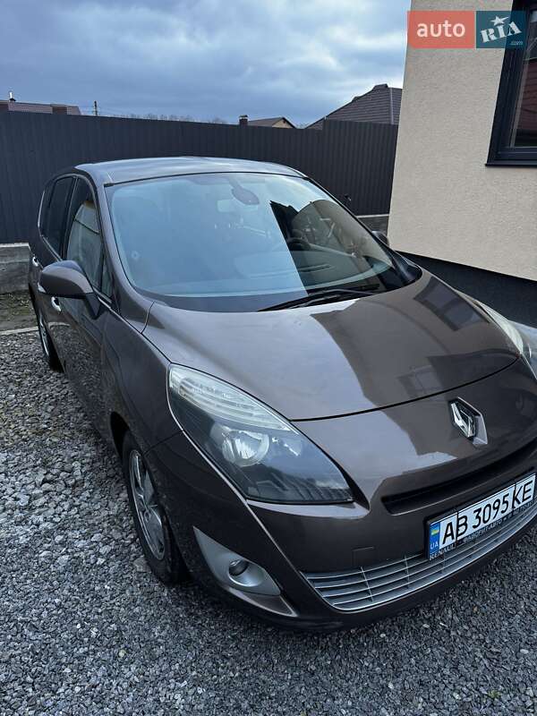 Минивэн Renault Grand Scenic 2010 в Виннице