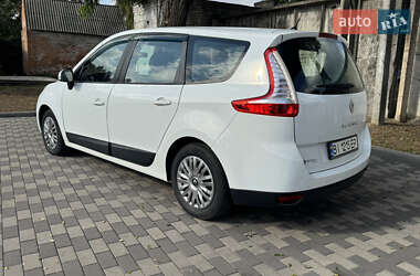 Минивэн Renault Grand Scenic 2009 в 