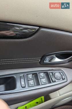 Минивэн Renault Grand Scenic 2011 в 