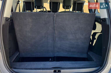 Минивэн Renault Grand Scenic 2013 в 