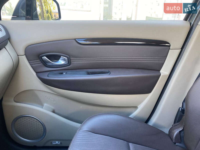 Минивэн Renault Grand Scenic 2009 в Самборе