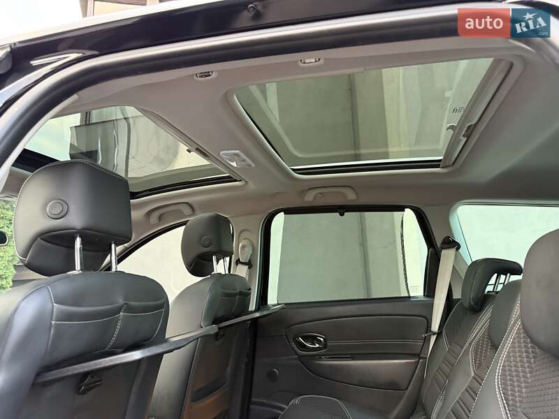 Мінівен Renault Grand Scenic 2015 в Стрию