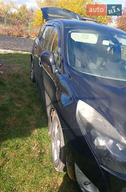 Минивэн Renault Grand Scenic 2010 в 