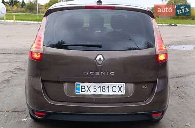 Минивэн Renault Grand Scenic 2010 в 