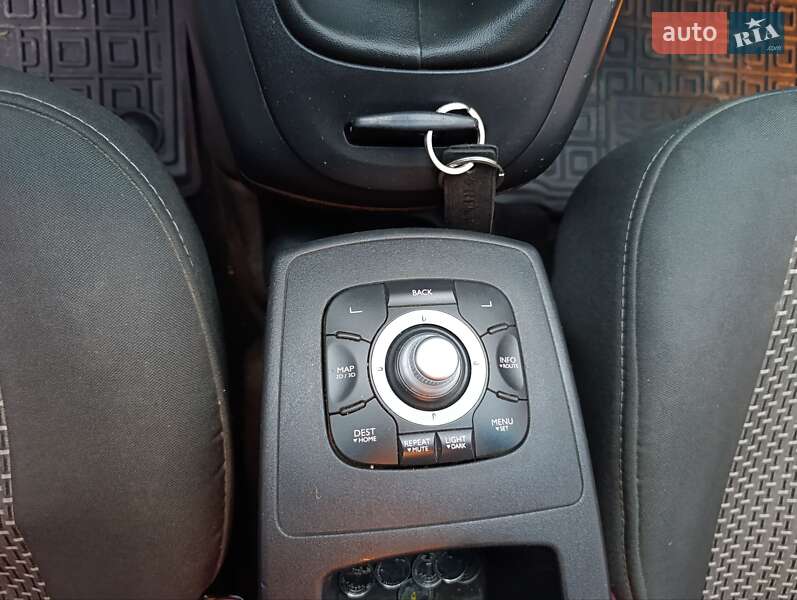 Минивэн Renault Grand Scenic 2010 в Теофиполе