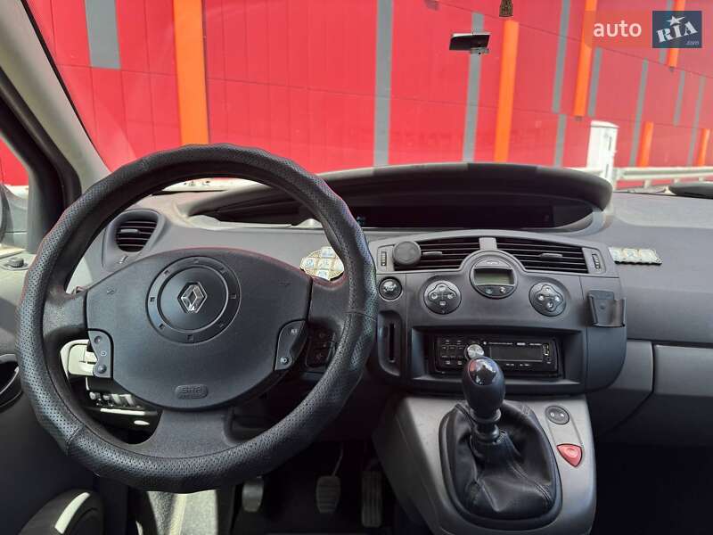 Мінівен Renault Grand Scenic 2006 в Києві фото 14 Мінівен Renault Grand Scenic 2006 в Києві
