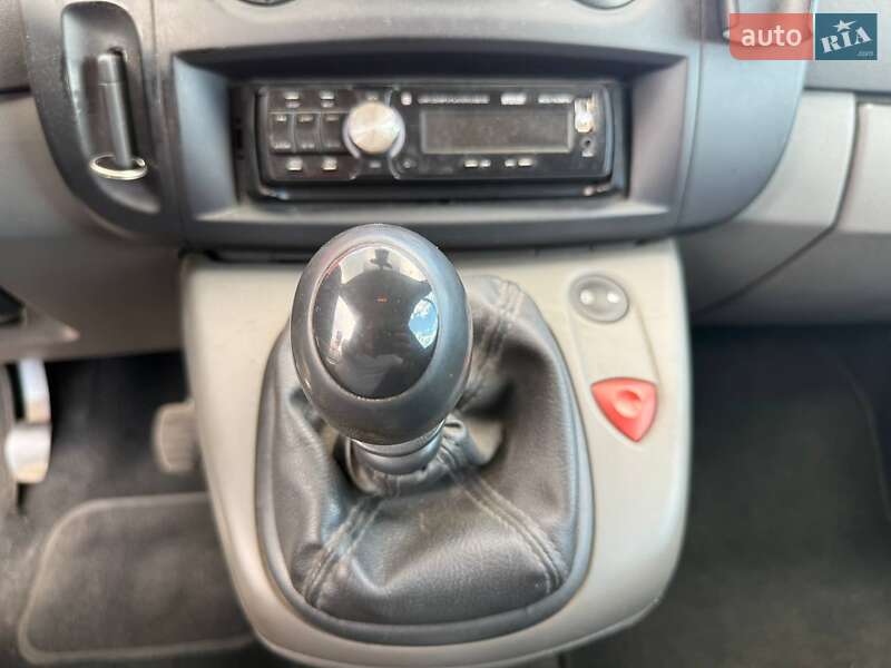 Мінівен Renault Grand Scenic 2006 в Києві фото 26 Мінівен Renault Grand Scenic 2006 в Києві