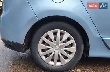 Минивэн Renault Grand Scenic 2011 в 