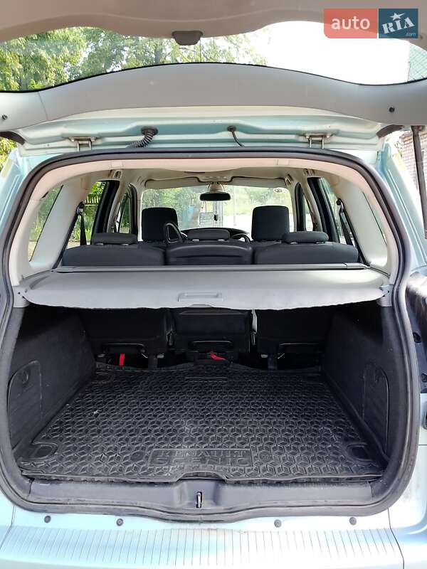 Минивэн Renault Grand Scenic 2008 в Днепре