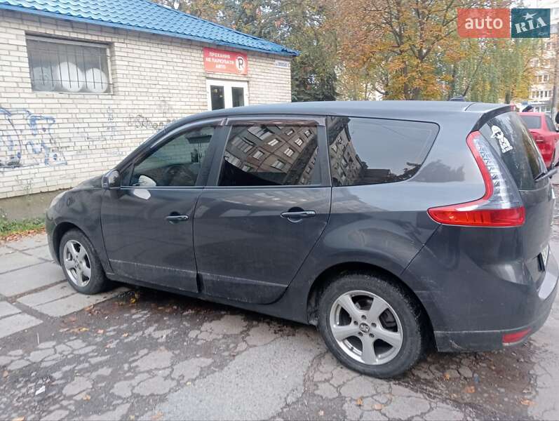 Минивэн Renault Grand Scenic 2011 в Львове