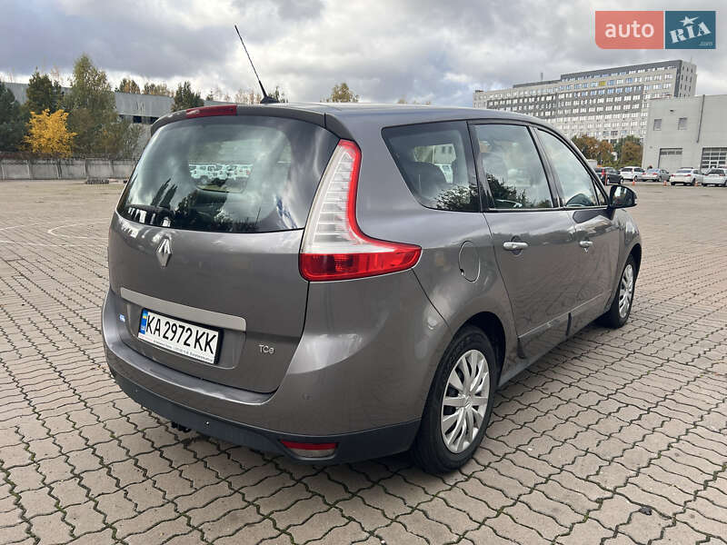 Минивэн Renault Grand Scenic 2009 в Вишневом