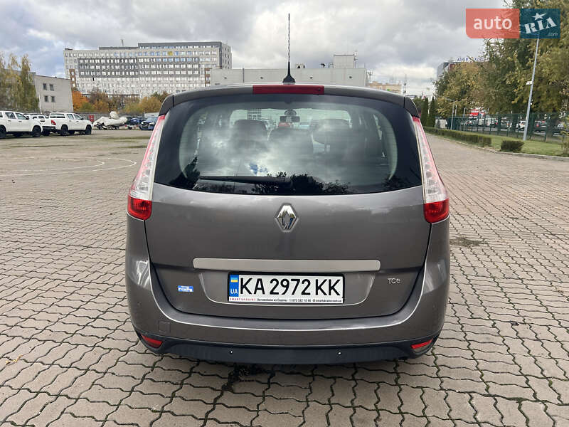 Минивэн Renault Grand Scenic 2009 в Вишневом