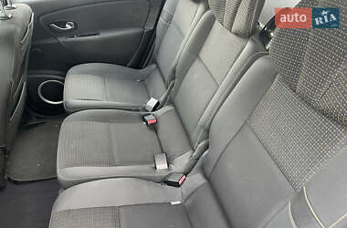 Минивэн Renault Grand Scenic 2009 в 