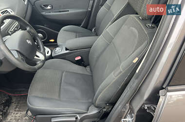 Минивэн Renault Grand Scenic 2009 в 