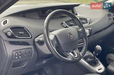 Минивэн Renault Grand Scenic 2014 в 