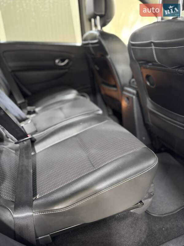 Минивэн Renault Grand Scenic 2011 в Золочеве фото 22 Минивэн Renault Grand Scenic 2011 в Золочеве