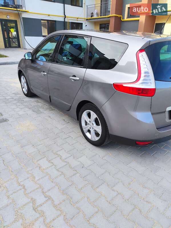 Минивэн Renault Grand Scenic 2010 в Виннице