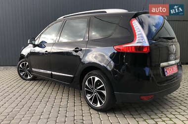 Минивэн Renault Grand Scenic 2016 в 