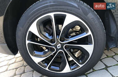 Минивэн Renault Grand Scenic 2016 в 
