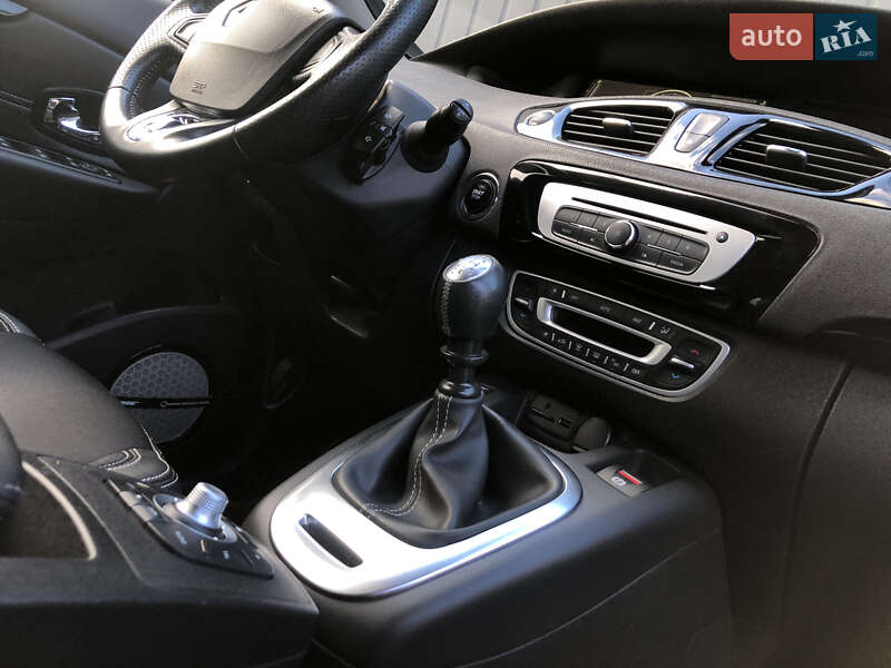 Мінівен Renault Grand Scenic 2016 в Львові