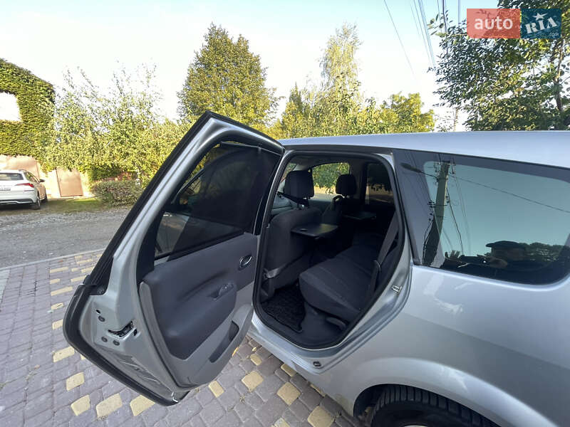 Минивэн Renault Grand Scenic 2006 в Харькове